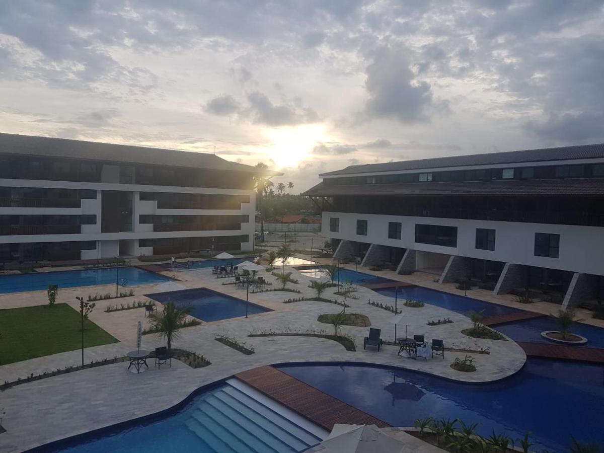 Maravilhoso Resort, Em Frente A Belissima Do Cupe - Apartamento *
